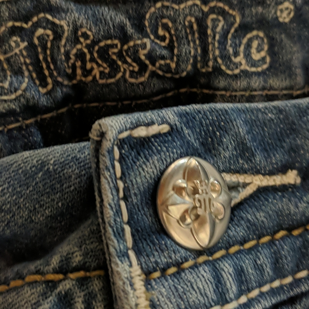Miss Me Jeans 30"x31" NWOT